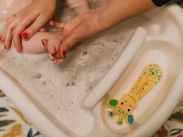 Why Are Bathing Solutions for the Elderly Essential for Quality Living?